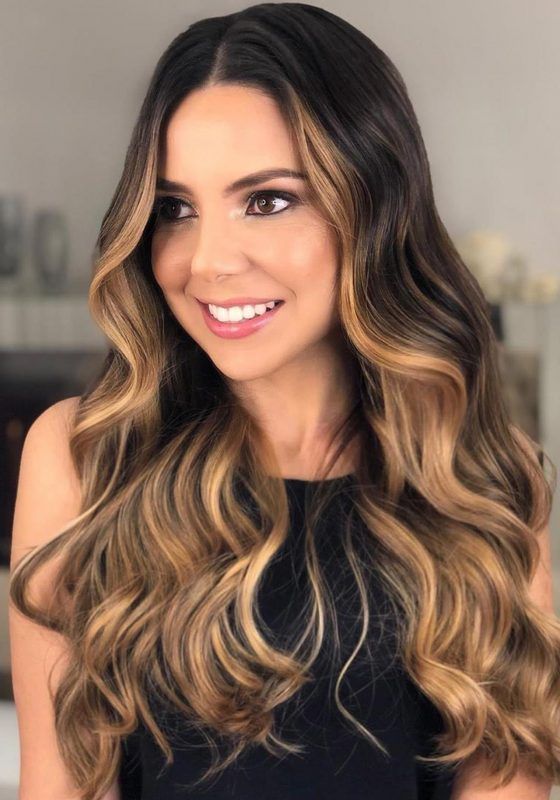 MECHAS Y REFLEJOS CABELLO CASTAรO