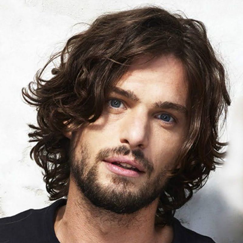 CORTE DE PELO RIZADO HOMBRE PALMA DE MALLORCA ULTIMAS TENDENCIAS PELUQUERIA MOURE (34)