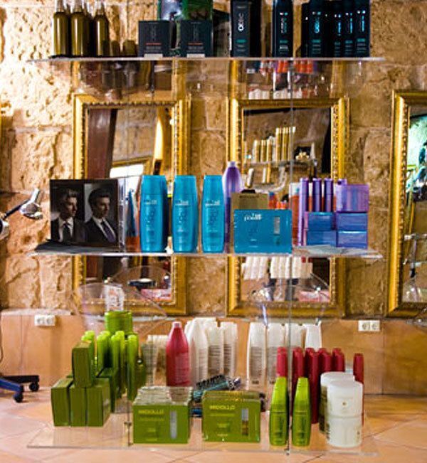 FOTO PELUQUERIA MOURE PALMA DE MALLORCA