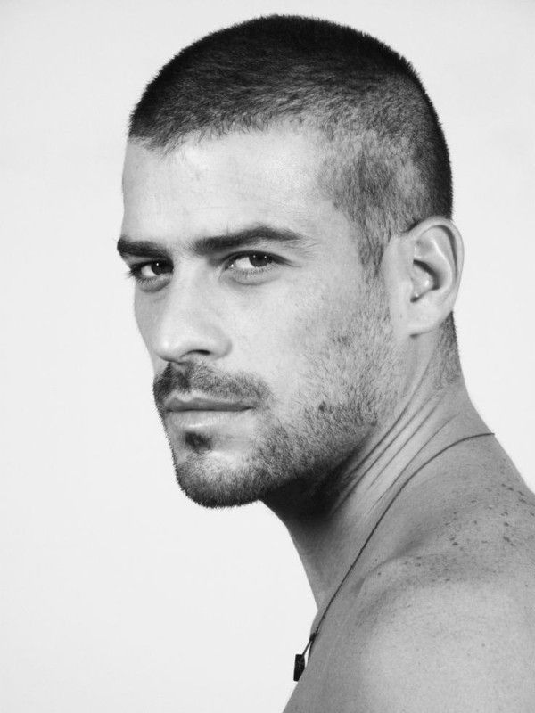 CORTE HOMBRE EXTRUCTURA CRANEAL