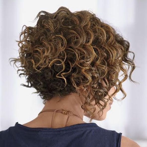 estilo de corte rizado media melena bob moure mallorca (4)