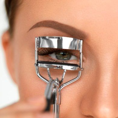 Maquillaje y Mascara de Pestañas Moure (6)