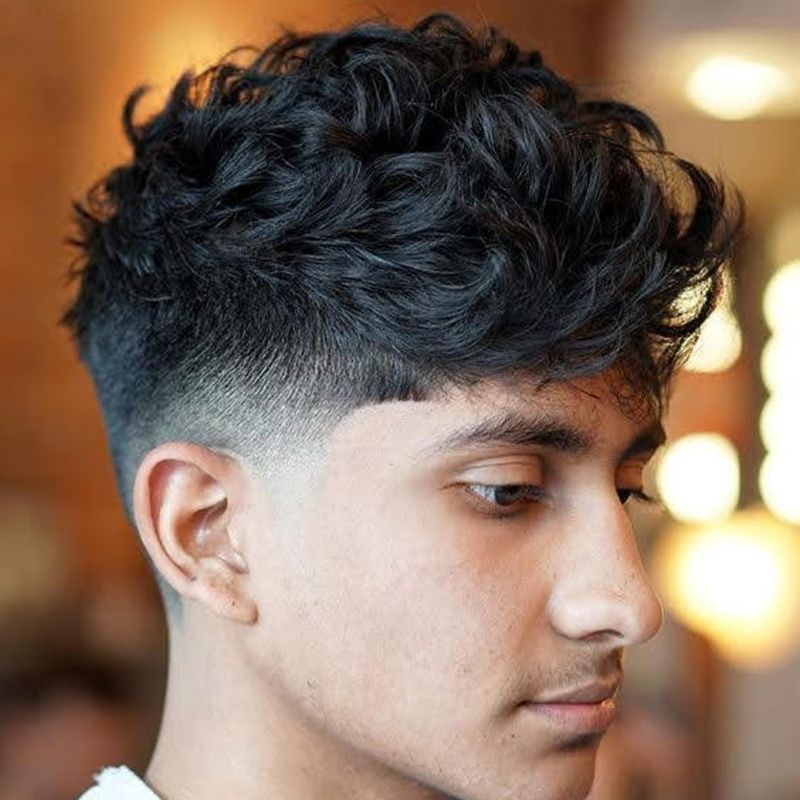 CORTE DE PELO RIZADO HOMBRE PALMA DE MALLORCA ULTIMAS TENDENCIAS PELUQUERIA MOURE (6)