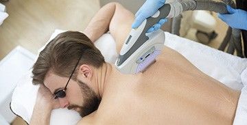 TRATAMIENTO DE ACNE EN LA ESPALDA MALLORCA CENTROS MOURE (7)