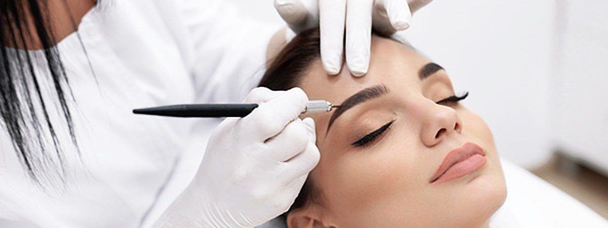 Microblading Mallorca. Centros Moure Mallorca. OFERTA DE MICROBLADING DE CEJAS EN MALLORCA POR SOLO 199€. Un retoque incluido si fuese necesario a las 2 semanas. Centros Moure PALMA (Santa Catalina)